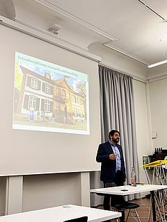 Besuch der Botschaften